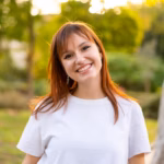 young-pretty-redhead-woman-outdoors-with-happy-expression_1368-335890